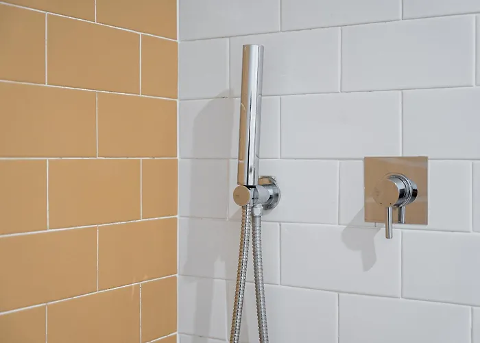 Sunshine Luxury House Urban Retreat Downtown شقة