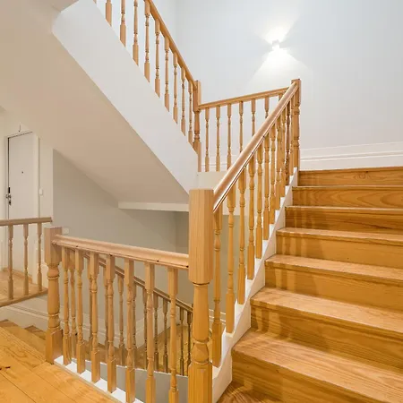 Sunshine Luxury House Urban Retreat Downtown *