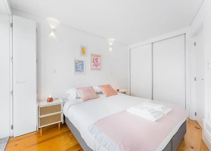 Sunshine Luxury House Urban Retreat Downtown * Porto
