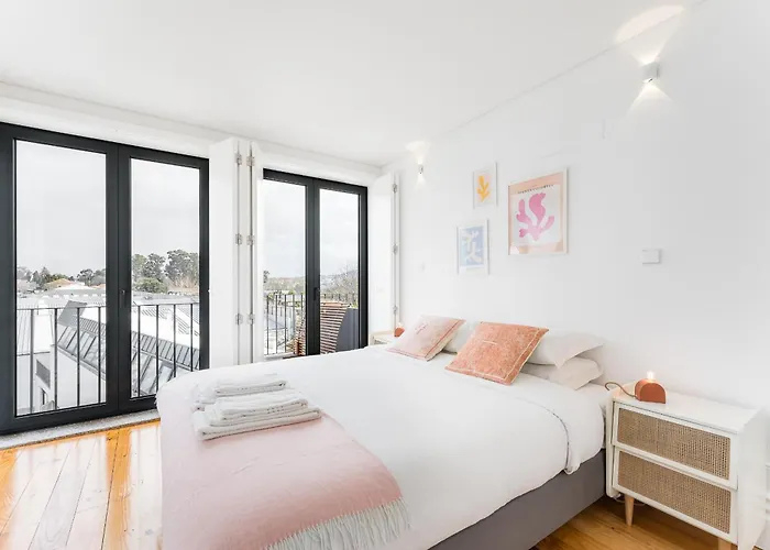 Apartment Sunshine Luxury House Urban Retreat Downtown *