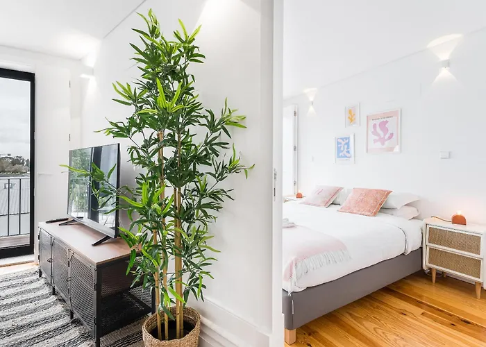 Sunshine Luxury House Urban Retreat Downtown *